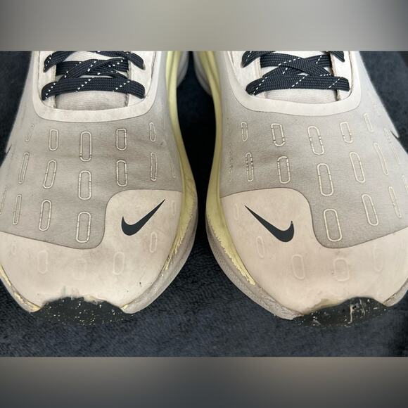 Nike ReactX Infinity Run 4 GTX Pale Ivory FB2197-100 Women’s Size 8.5 - Picture 6 of 12